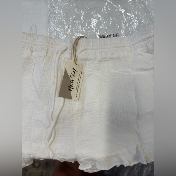 White set from Nana Macs size medium. - Picture 6 of 8